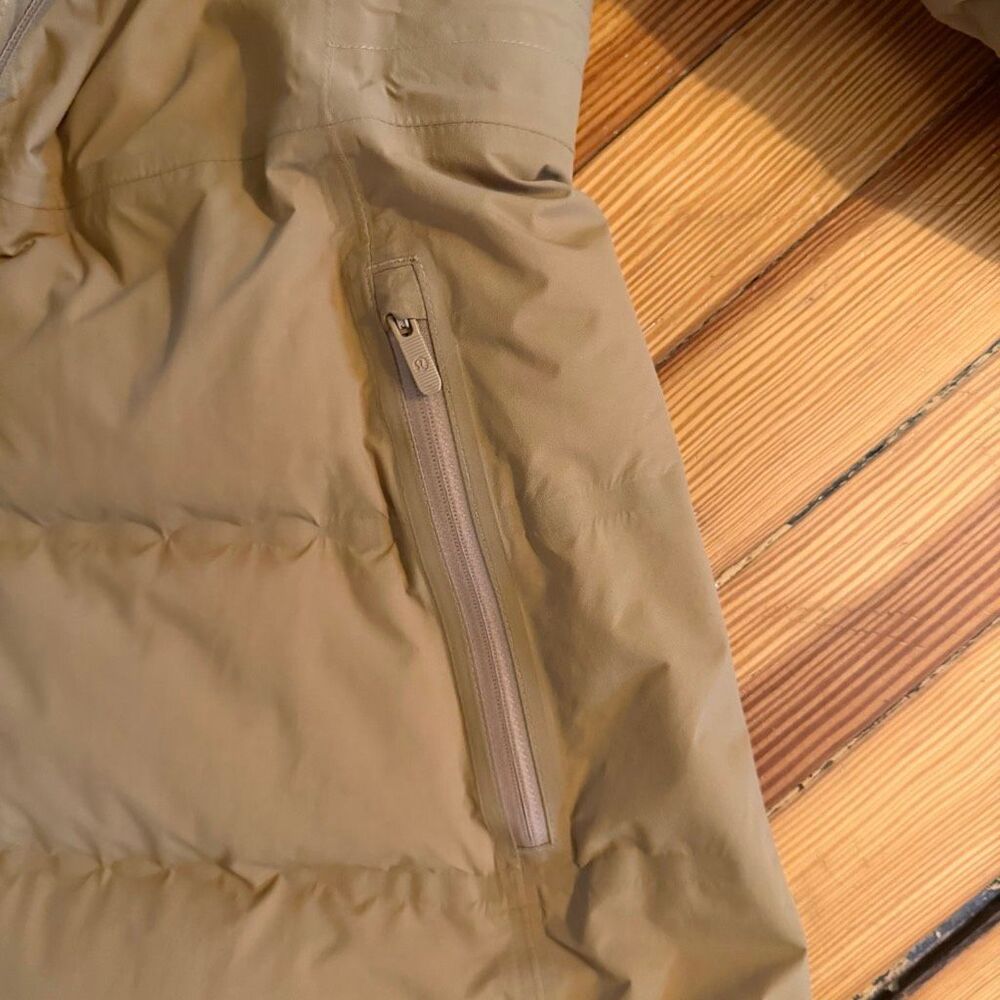 Lululemon Sleet Street Long Jacket in Bold Beige Size 8 - Picture 6 of 10